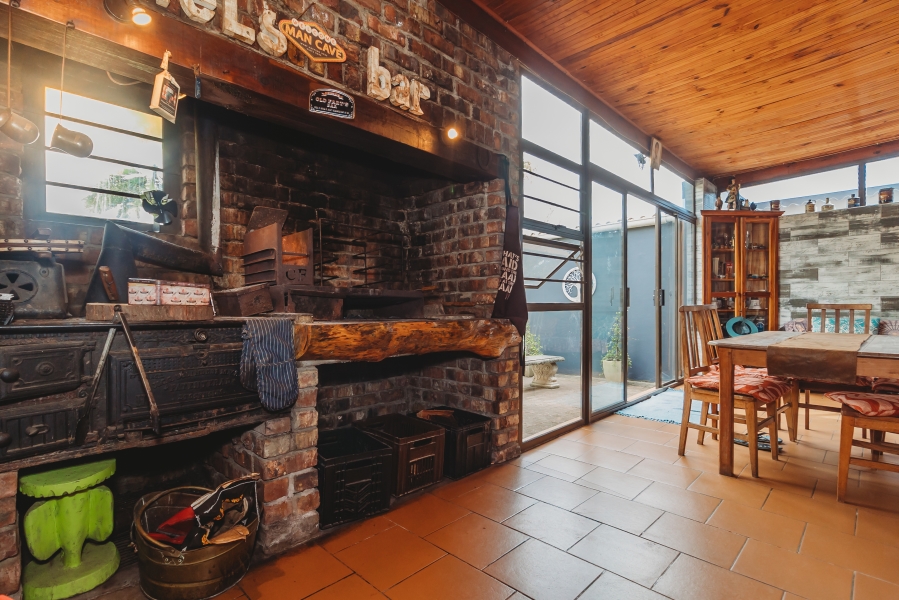 5 Bedroom Property for Sale in Dormehls Drift Western Cape